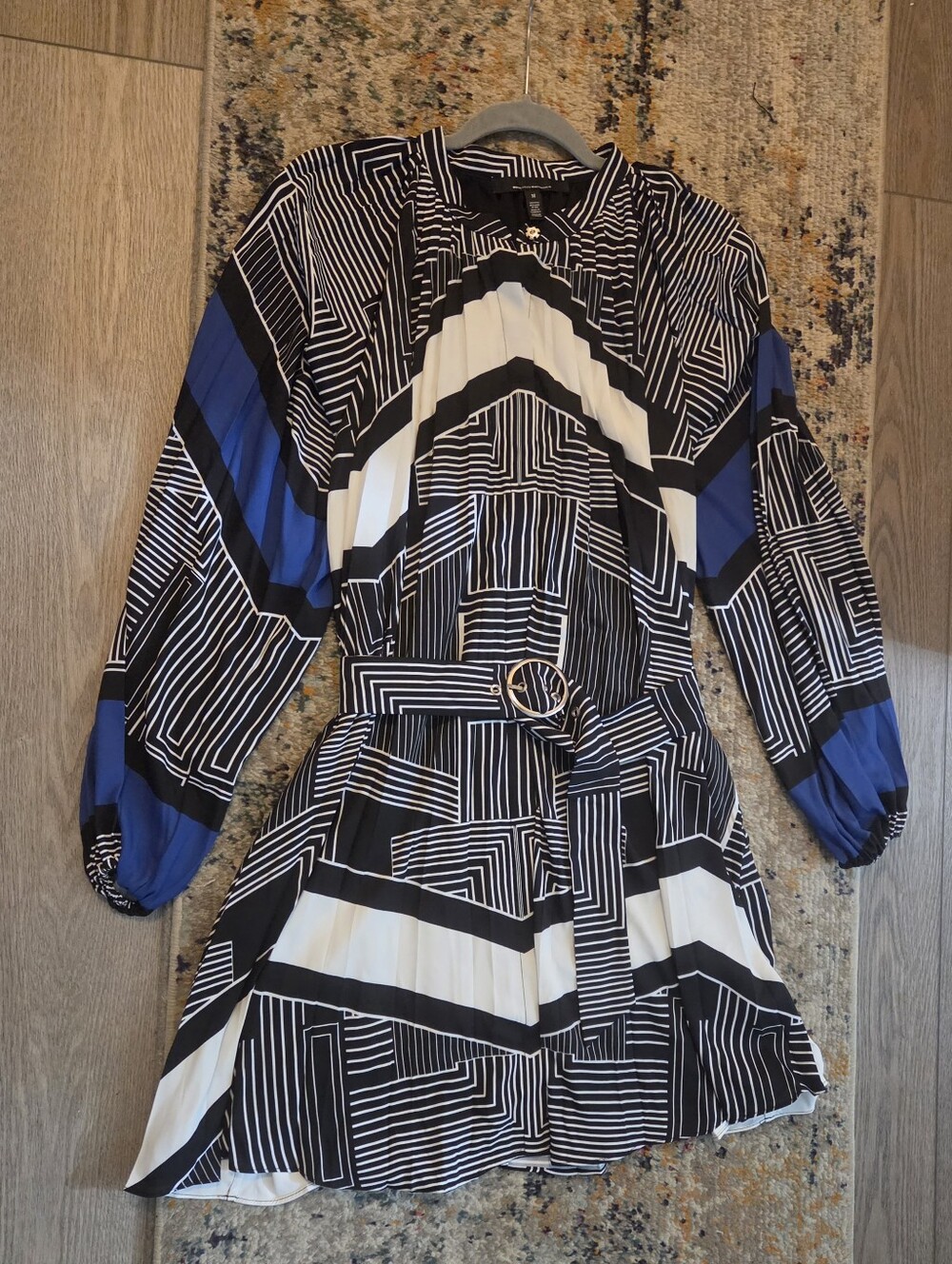 White House Black Market Black, White & Blue Geometric Long-Sleeve Pleated Dress